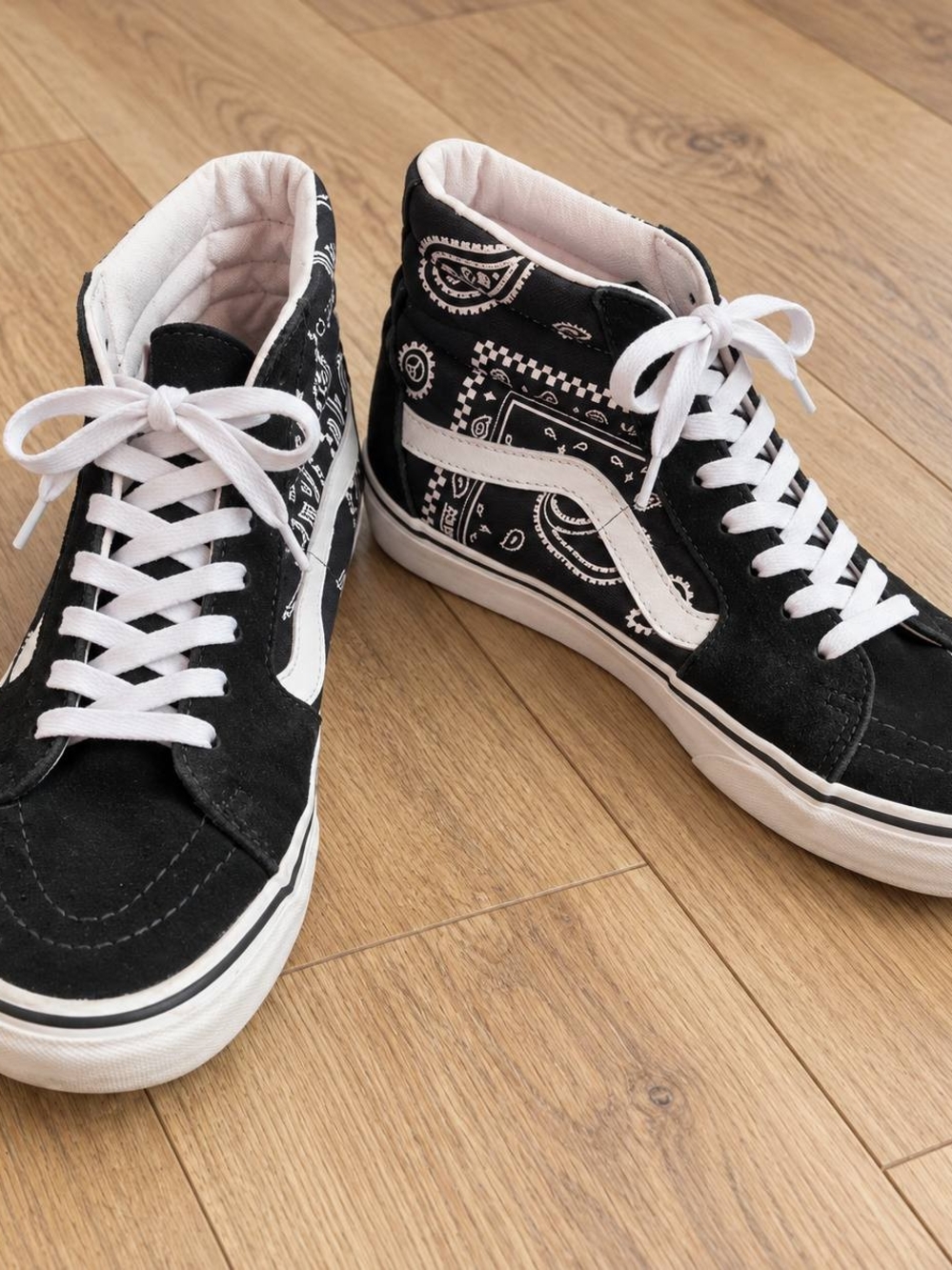 Vans Sk8-Hi Unisex Black & White Bandana High-Top Sneakers